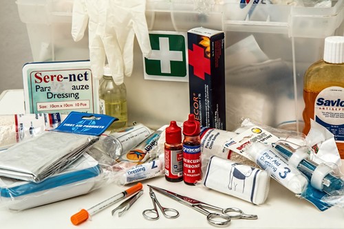 Maskování a ošetřování zranění – jen pro otrlé!!!